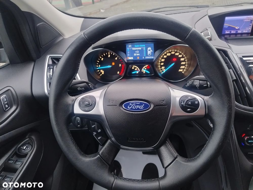 Ford Kuga 2.0 TDCi 4x4 Titanium - 28