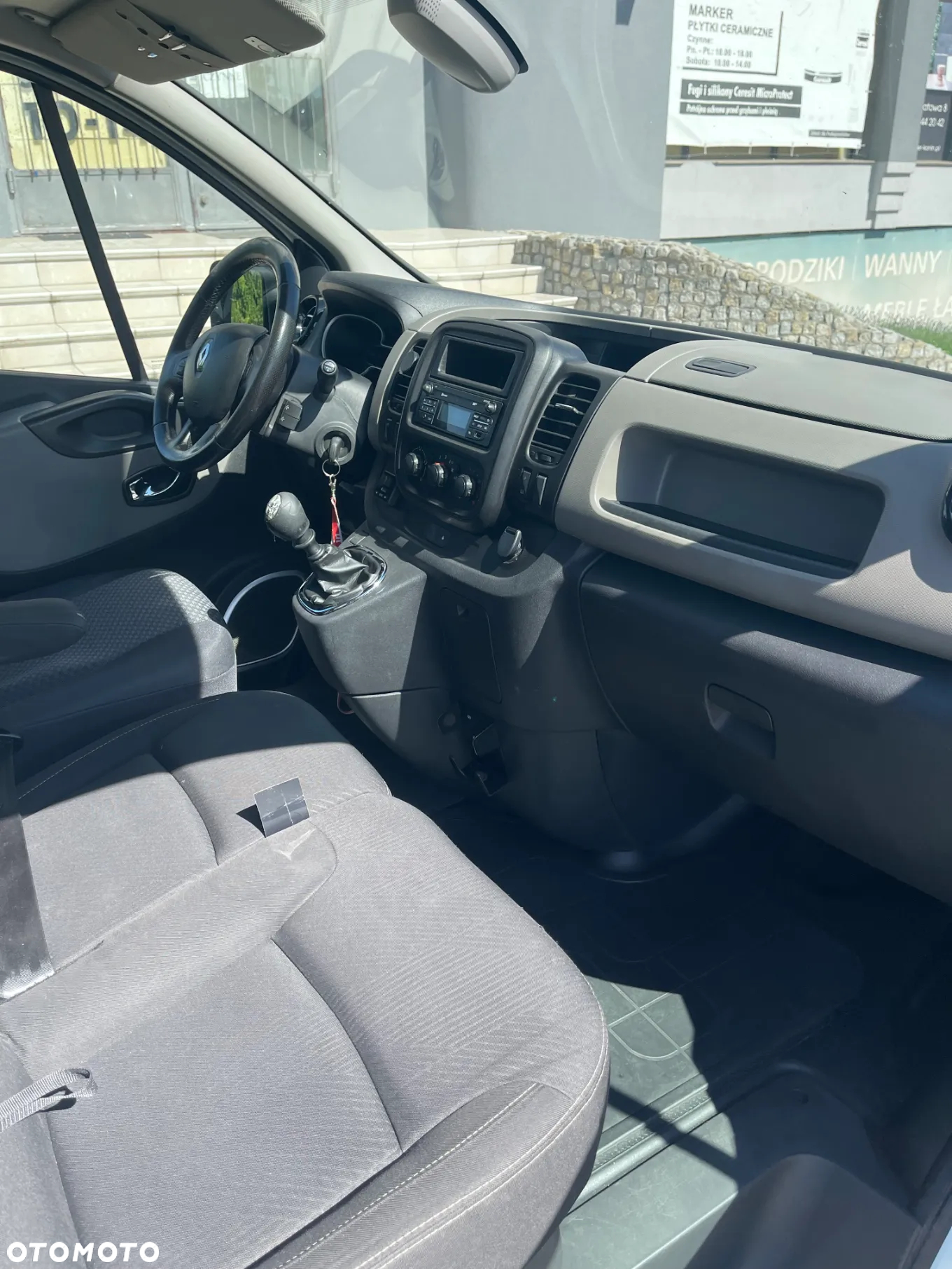 Renault Trafic - 14