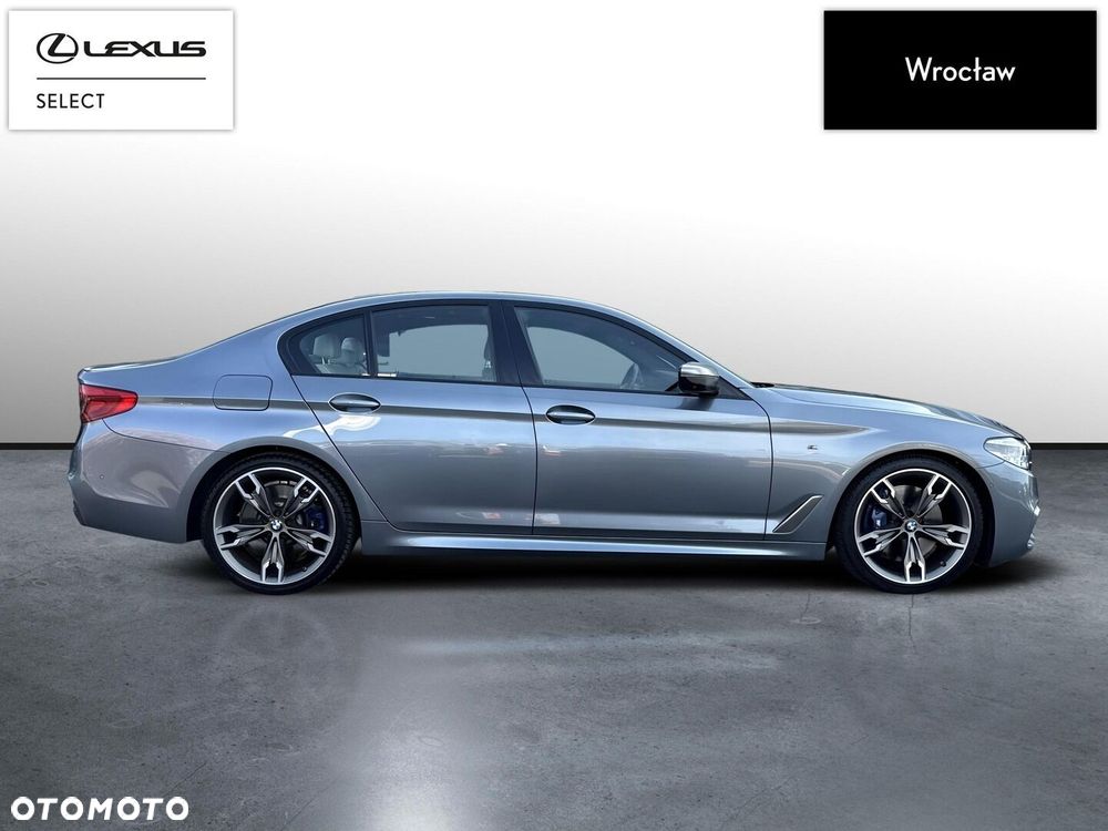 BMW Seria 5 M550i xDrive - 7