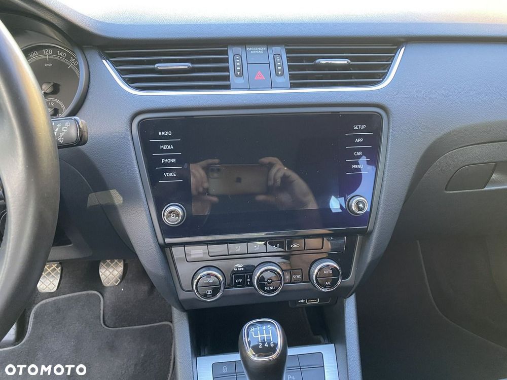 Skoda Octavia 1.5 TSI Ambition - 24
