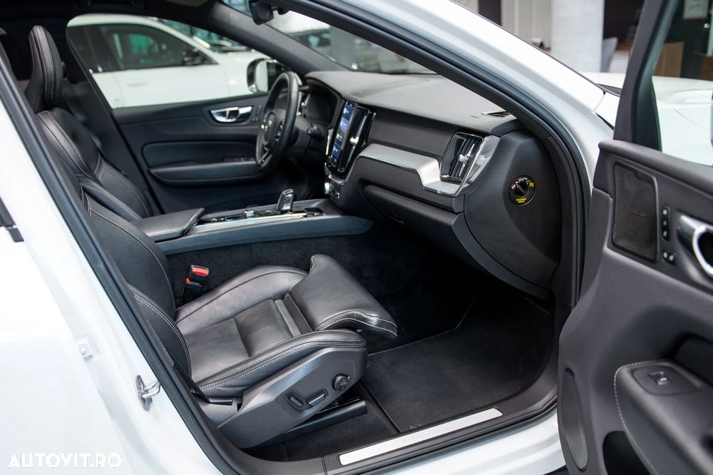 Volvo XC 60 T8 Twin Engine AWD Inscription - 30