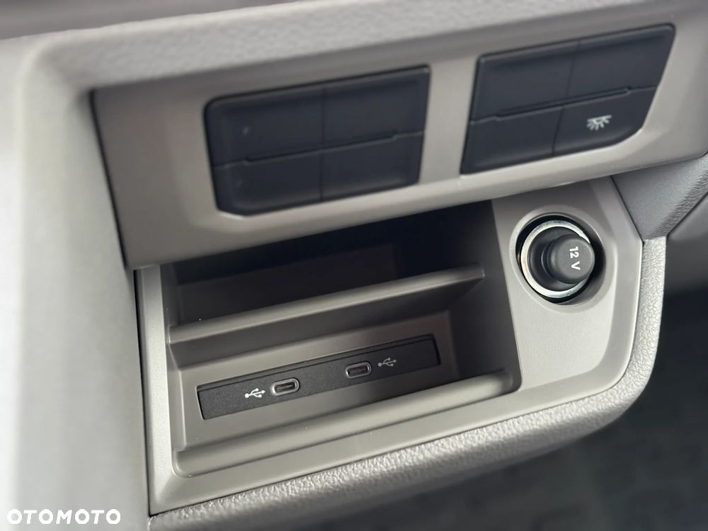 Volkswagen Crafter Maxi Furgon - 23