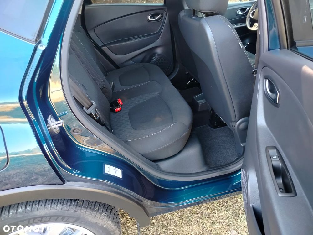 Renault Captur - 23