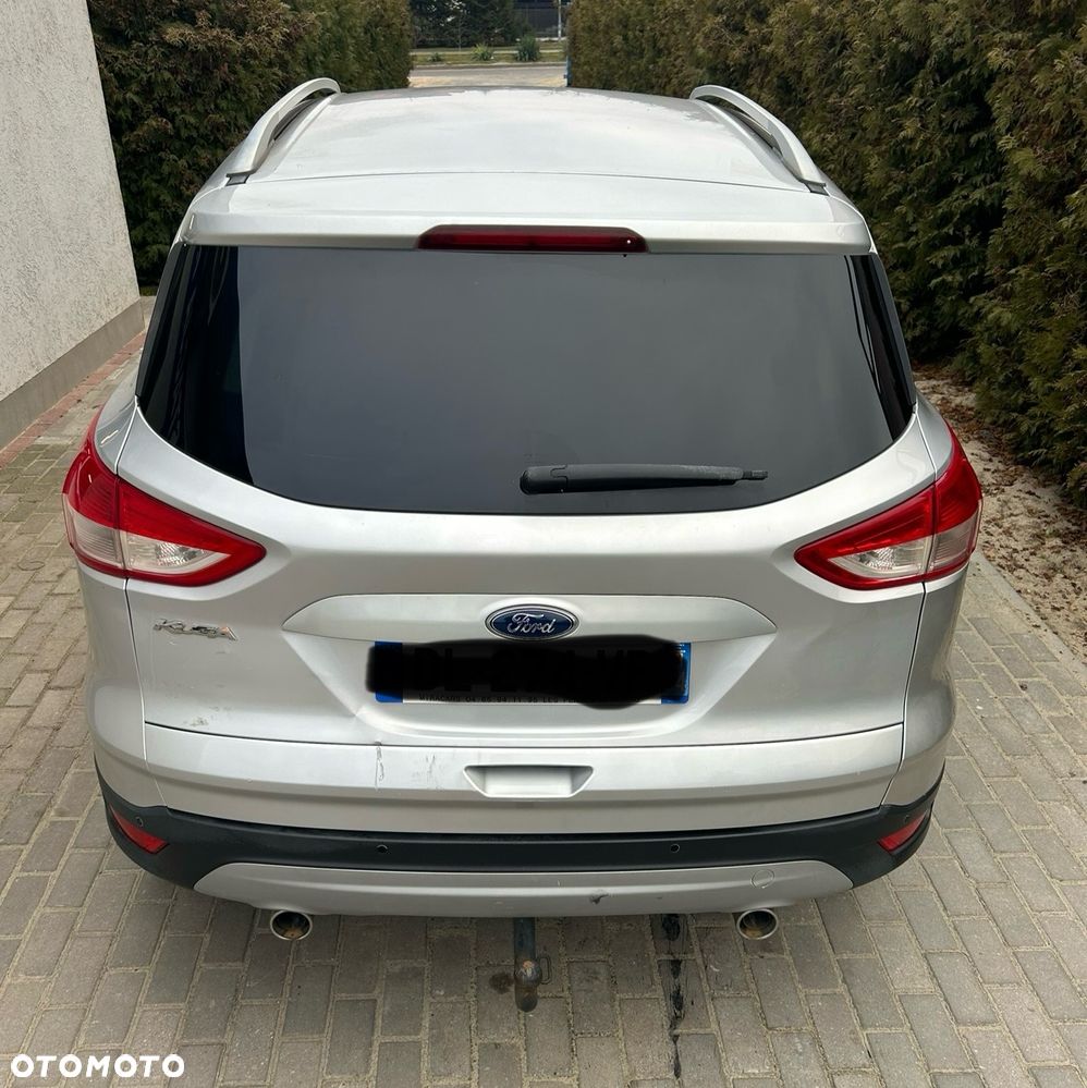 Ford Kuga - 4