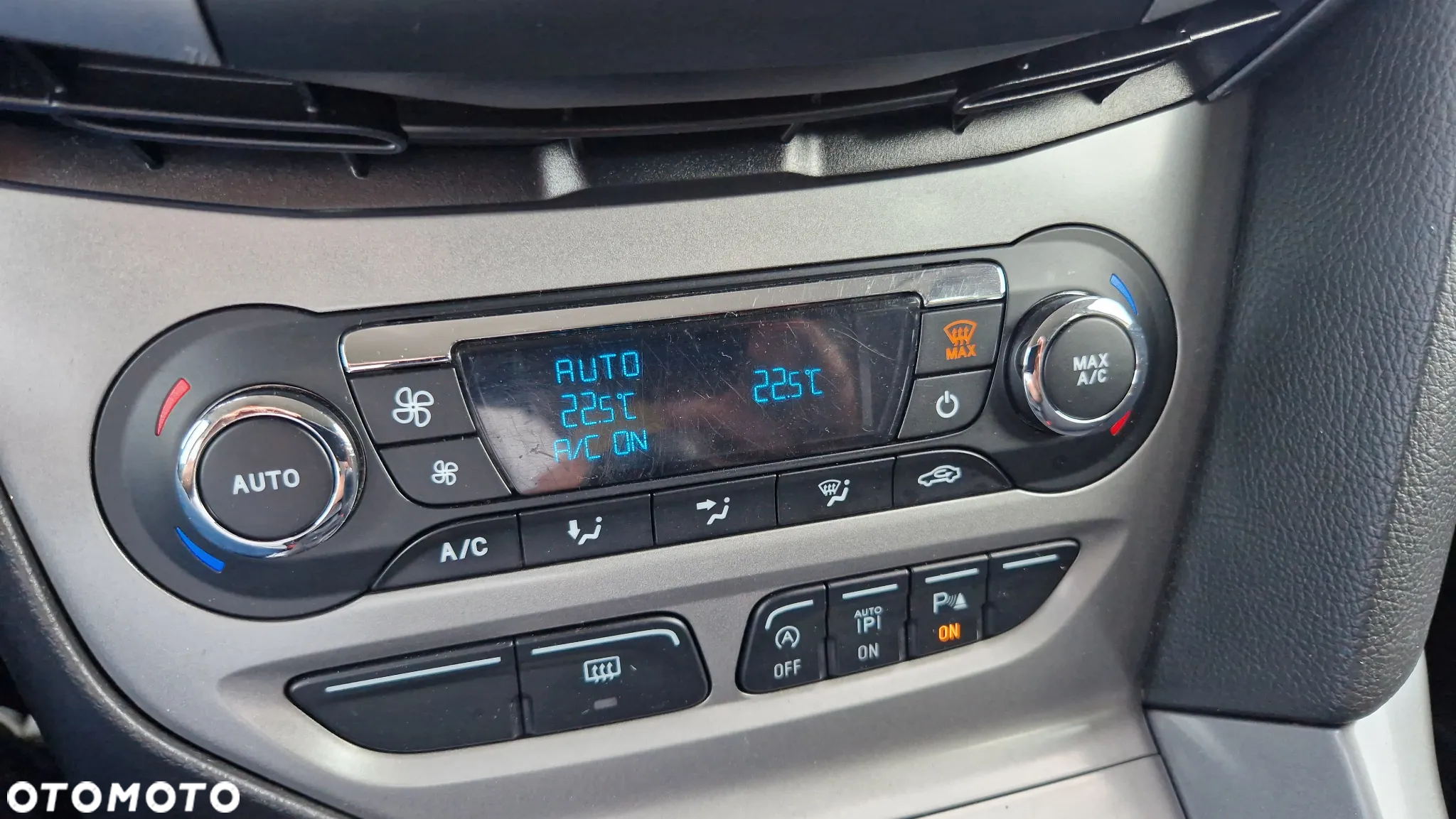 Ford Focus 1.0 EcoBoost Start-Stopp-System Titanium - 11