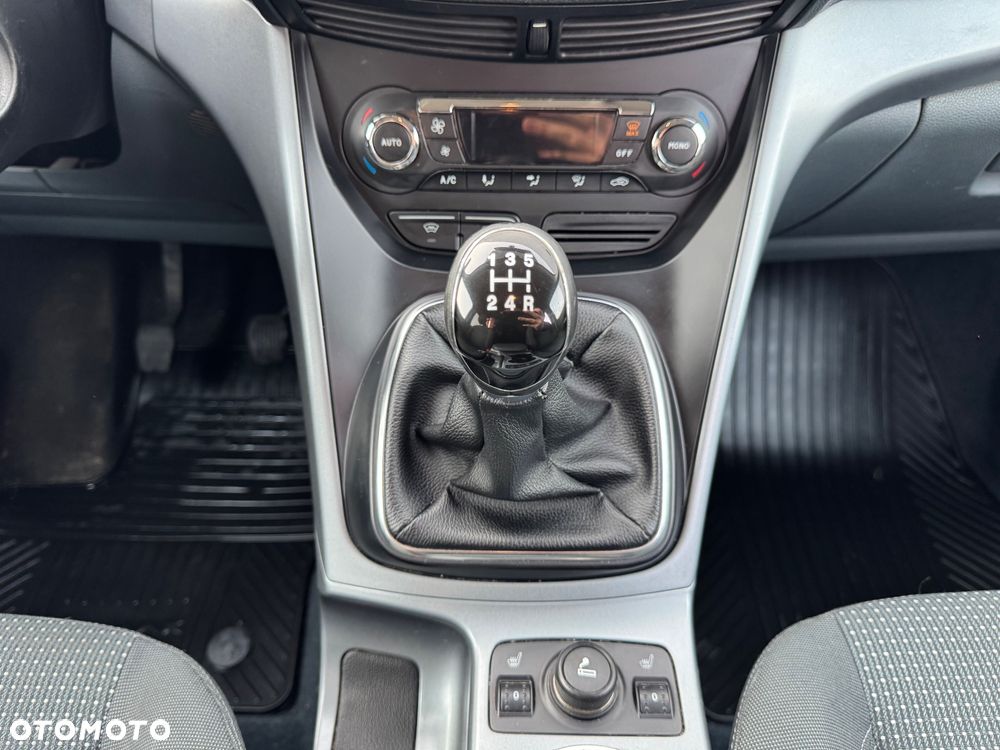 Ford C-MAX 1.6 Ti-VCT Champions Edition - 12