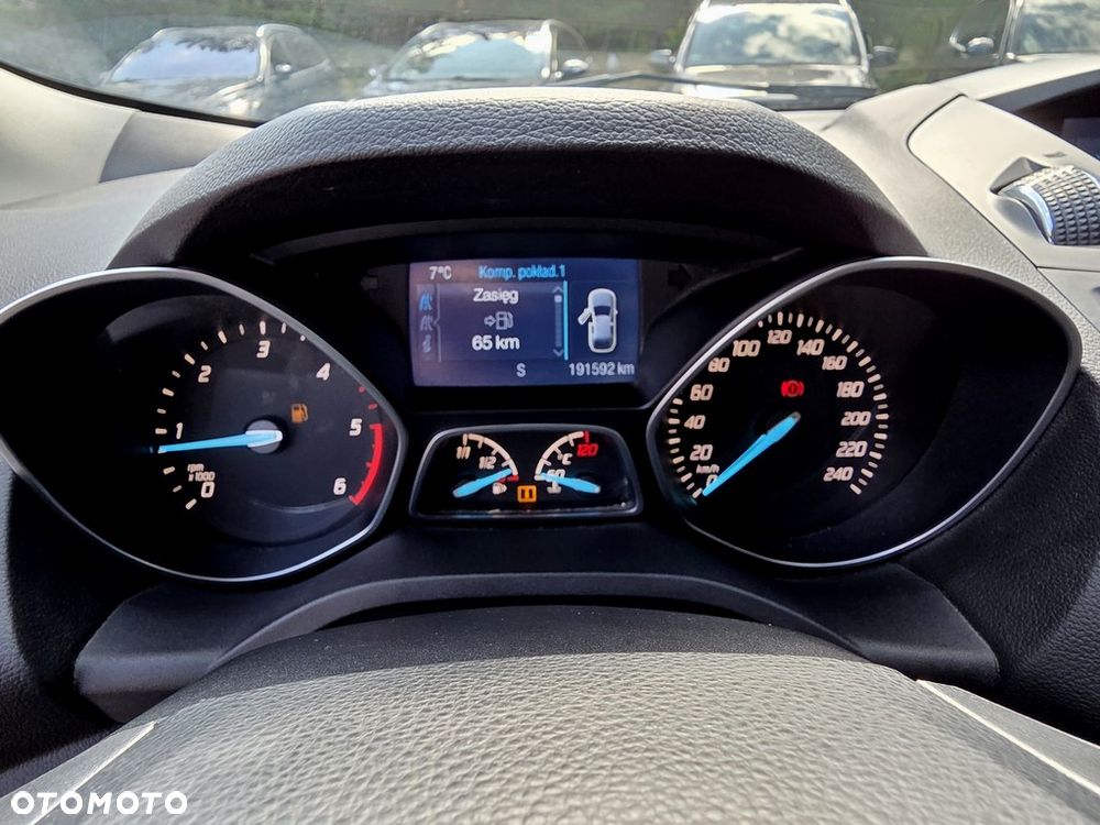 Ford Kuga 2.0 TDCi FWD Titanium - 19