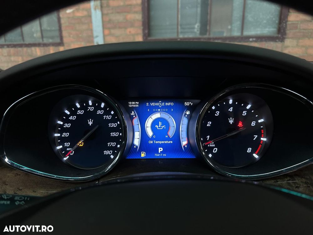 Maserati Quattroporte - 10