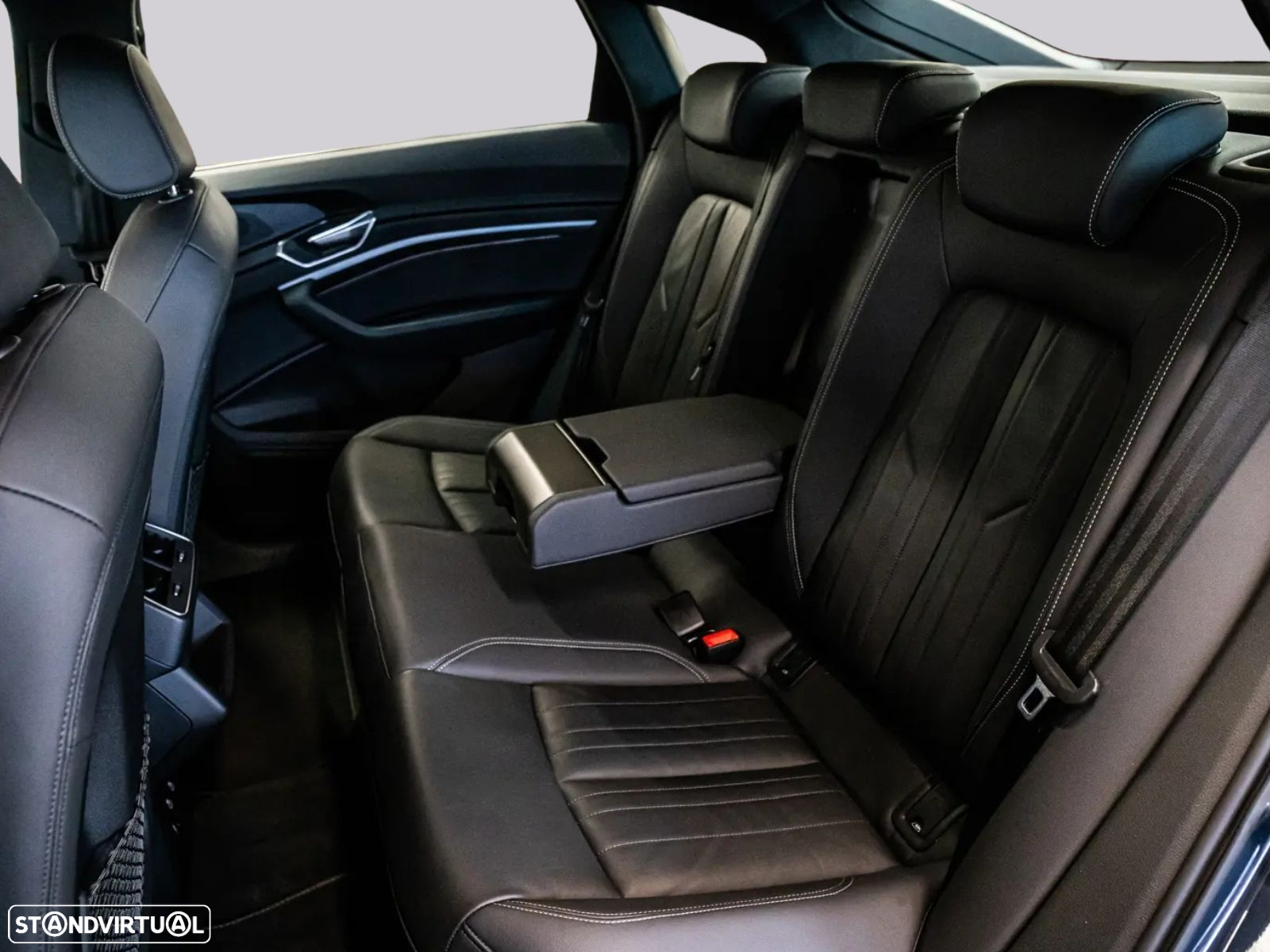 Audi e-tron Sportback - 14