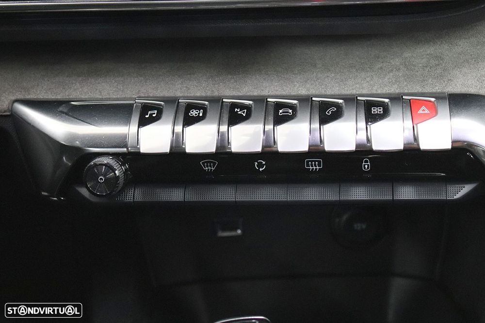 Peugeot 3008 1.5 BlueHDi GT EAT8 - 14