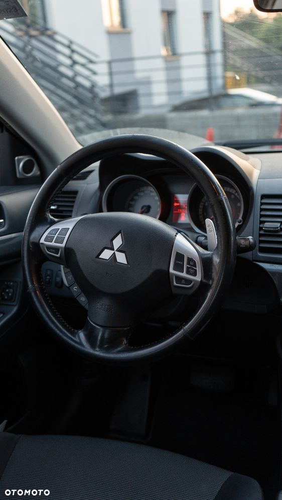 Mitsubishi Lancer 1.8 Intense CVT - 6