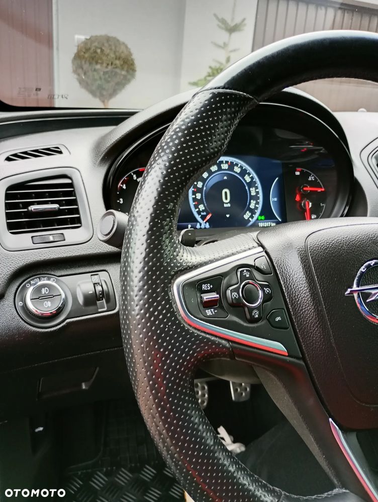 Opel Insignia - 28