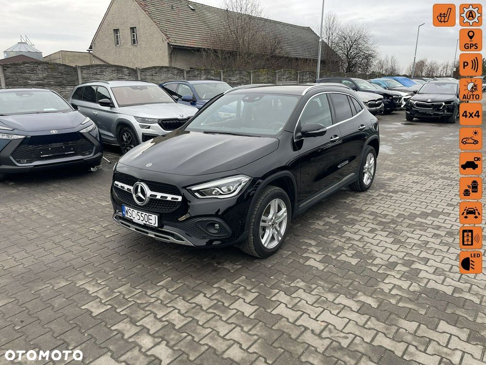 Mercedes-Benz GLA 250 4Matic 8G-DCT Style - 1
