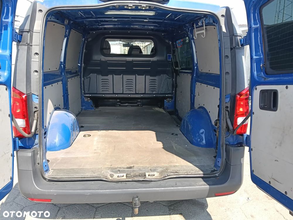 Mercedes-Benz Vito - 26