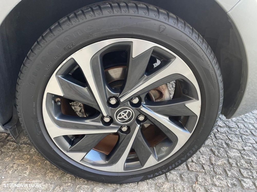 Toyota Auris 1.8 HSD Comfort +P.Techno+P.Sport - 35