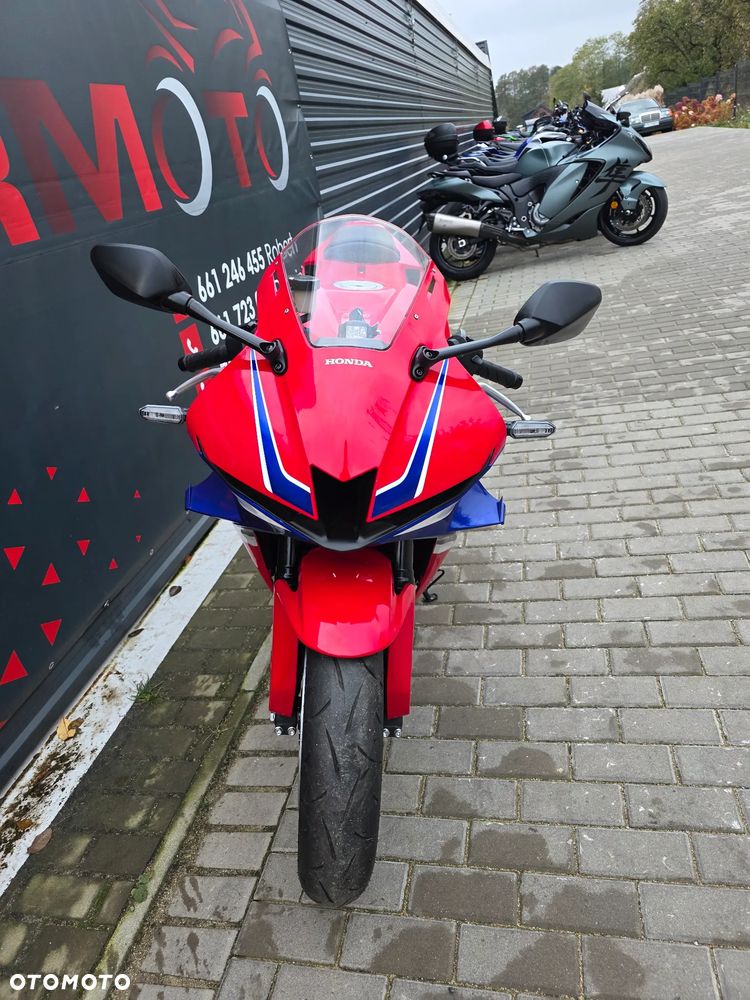 Honda CBR - 16