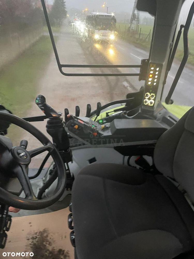 Claas Arion 650 Hexashift - 11