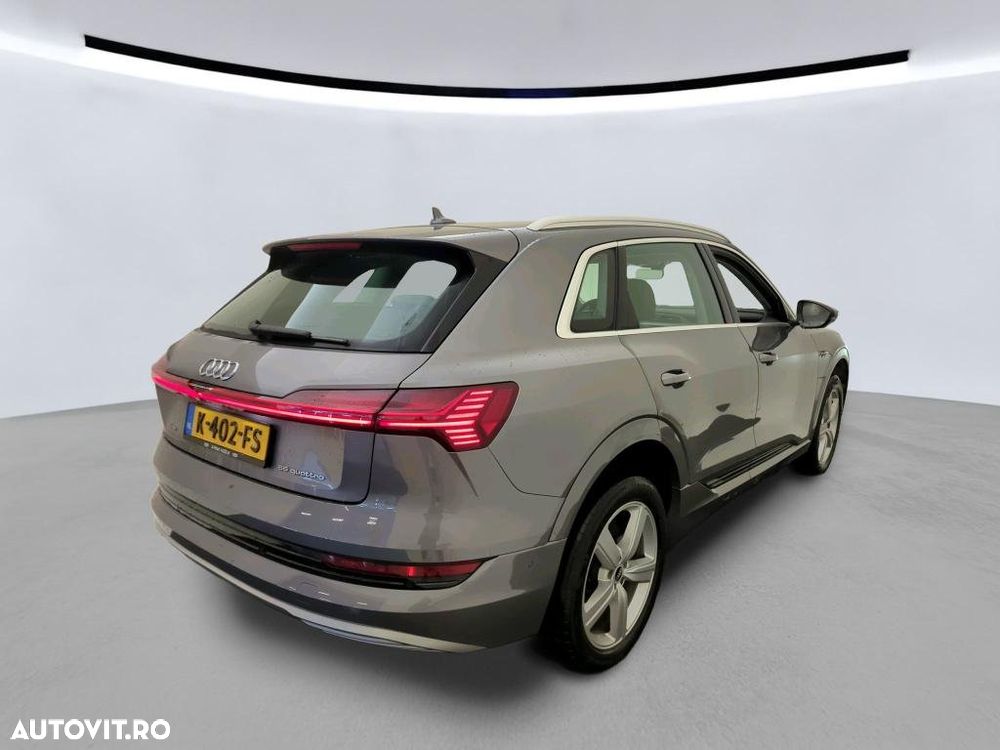 Audi e-tron 55 quattro - 4