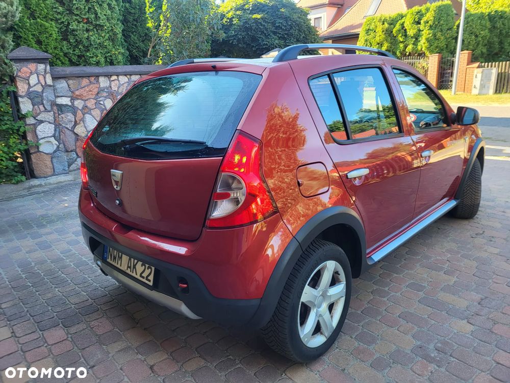 Dacia Sandero Stepway 1.6 - 32