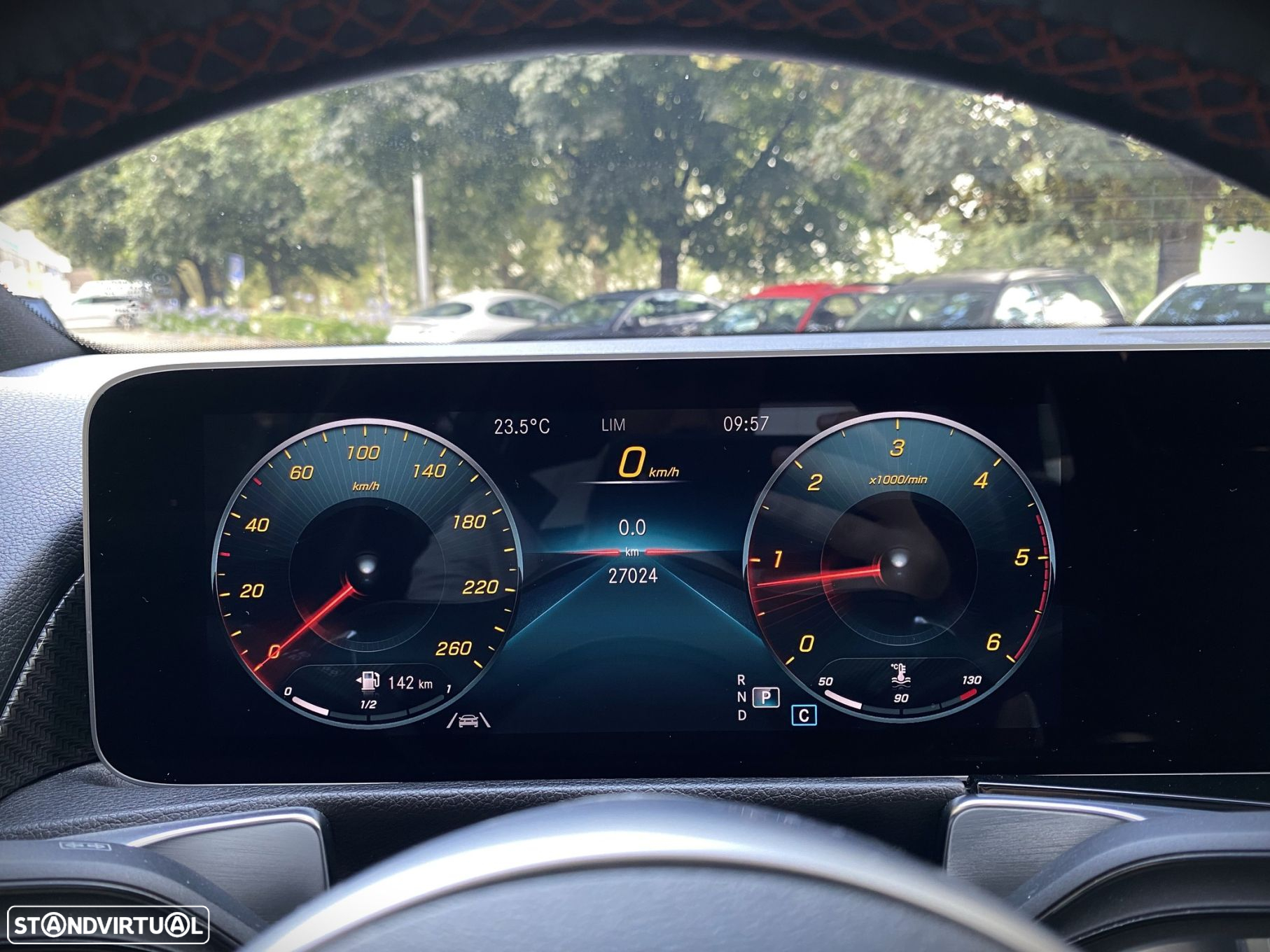 Mercedes-Benz GLB 180 d AMG Line - 18