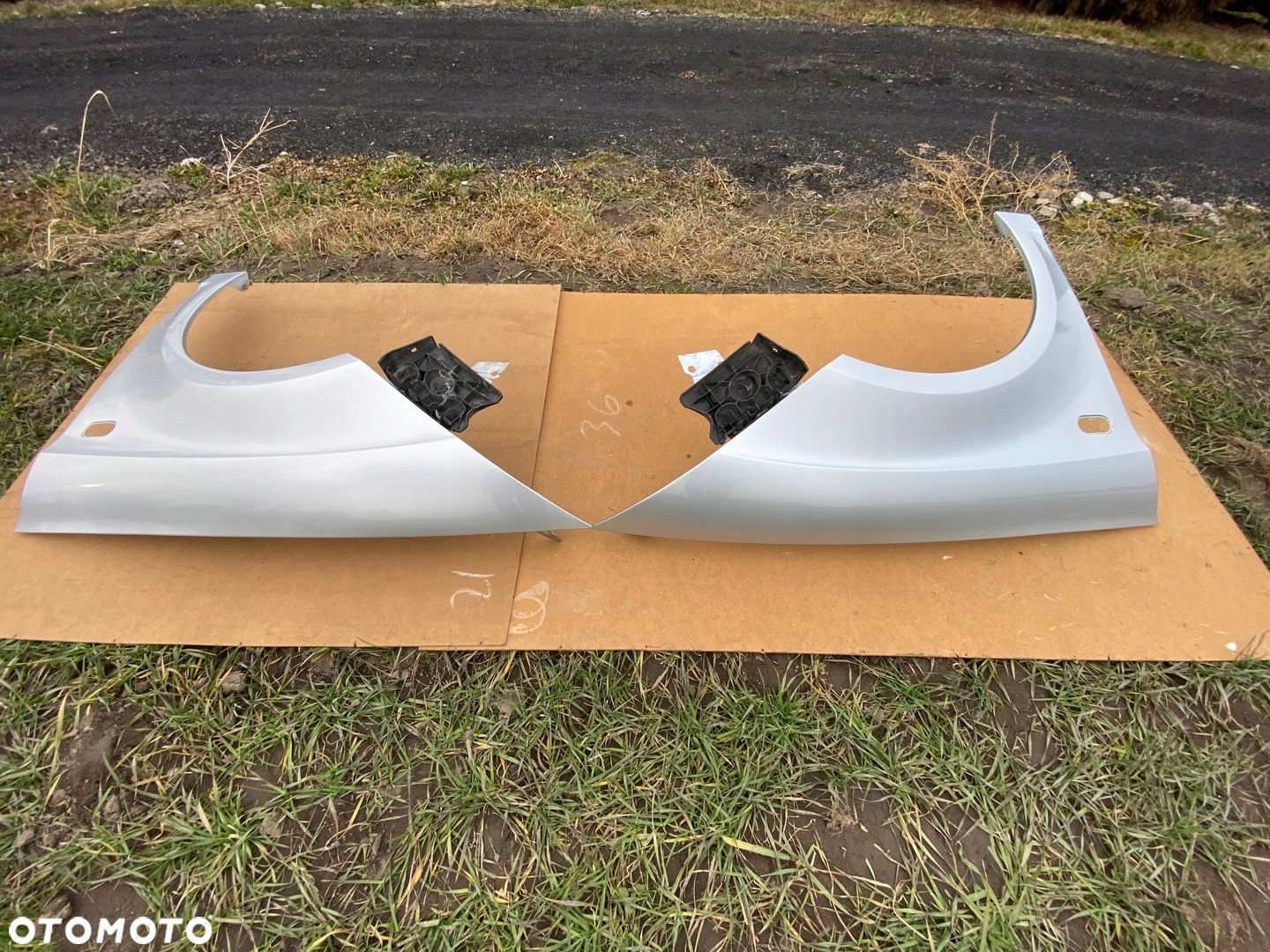 SEAT ALTEA 04-15 BŁOTNIK PRAWY PRZEDNI LA7W ŁADNY BEZ RDZY ORYGINAŁ - 1