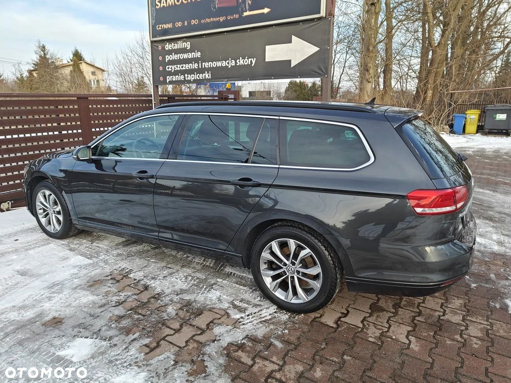 Volkswagen Passat Variant - 35