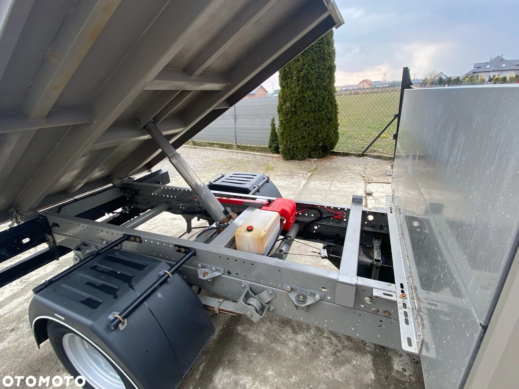 Iveco DAILY 35C13 WYWROTKA / KLIMATYZACJA / BLIŹNIACZE KOŁA / SPROWADZONA Z FRANCJI - 5