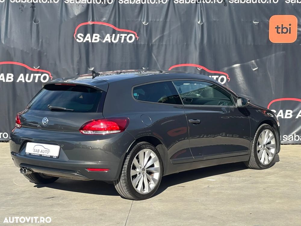 Volkswagen Scirocco 2.0 TDI DSG Edition - 8