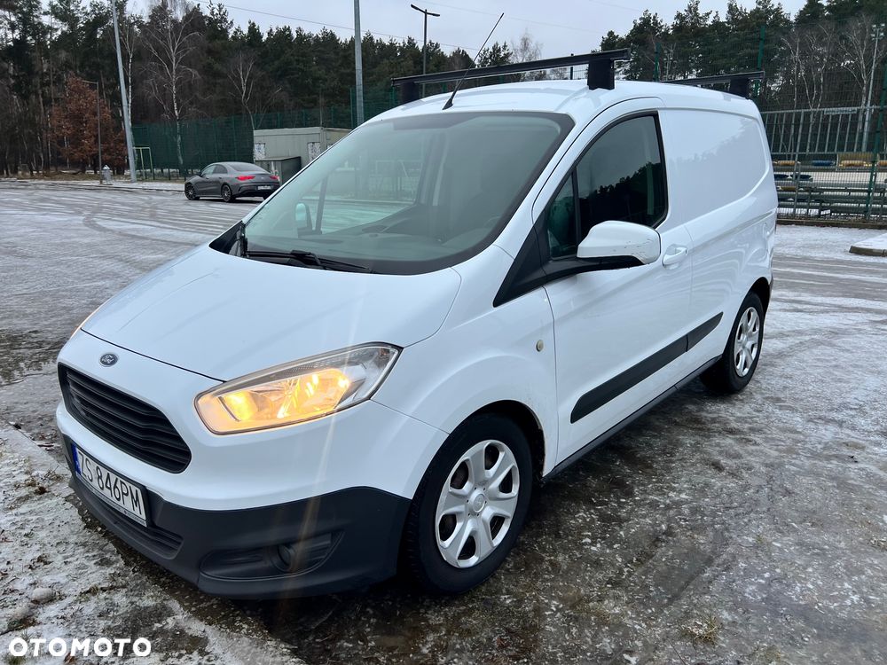 Ford Transit Courier - 1