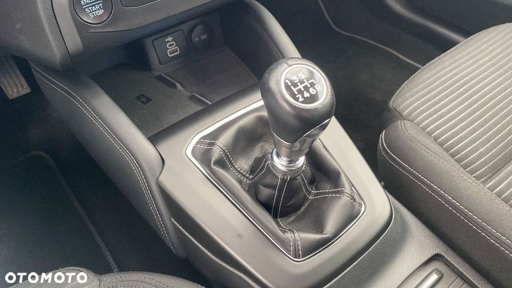 Ford Focus 1.0 EcoBoost mHEV Titanium X - 19