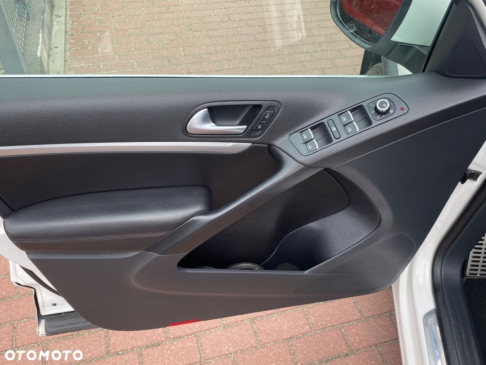 Volkswagen Tiguan - 9