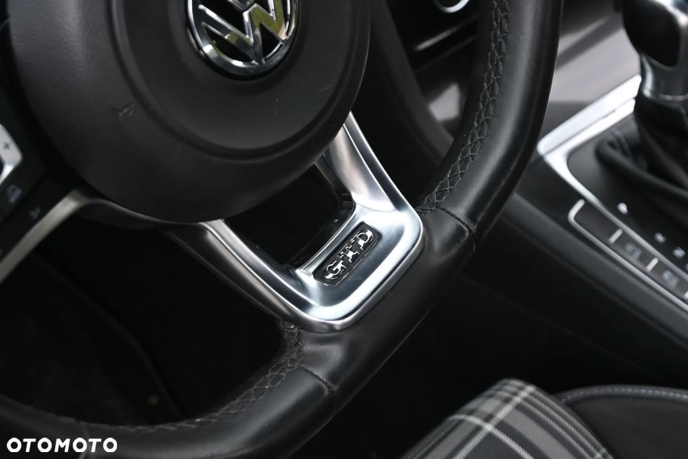 Volkswagen Golf GTD (BlueMotion Technology) DSG - 35