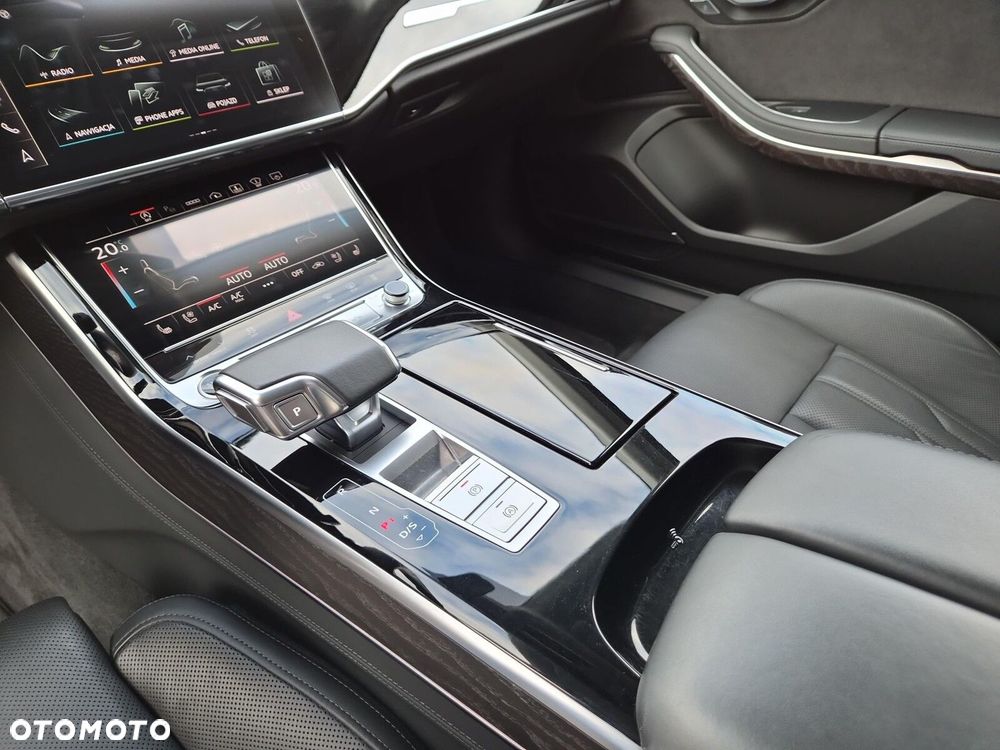 Audi A8 - 15