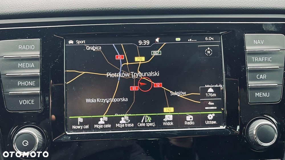 Skoda Octavia 2.0 TDI DSG RS - 20