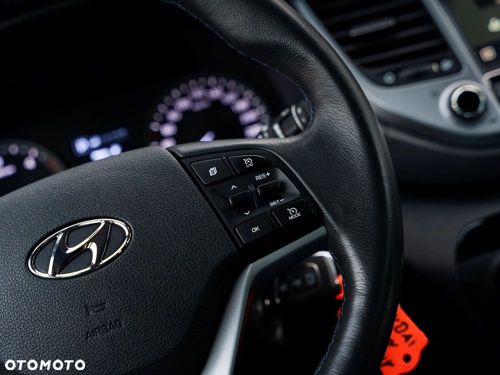 Hyundai Tucson blue 1.7 CRDi 2WD DCT Premium - 38