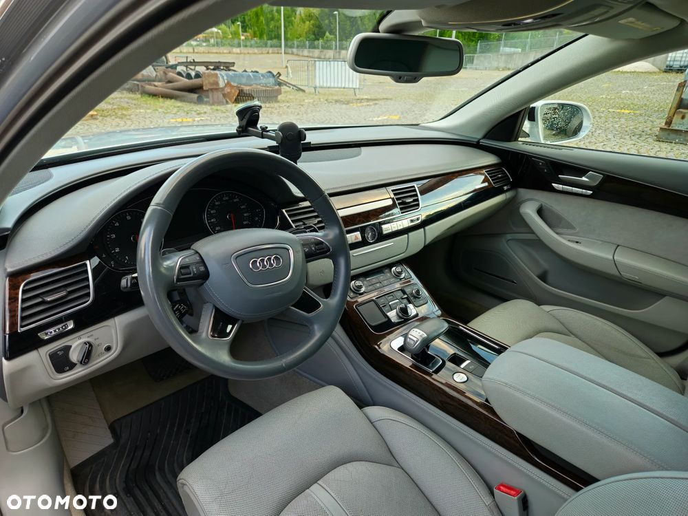 Audi A8 4.2 FSI Quattro tiptronic Langversion - 12