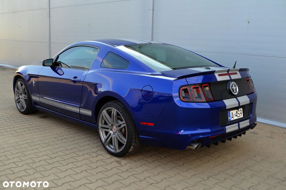 Ford Mustang - 5