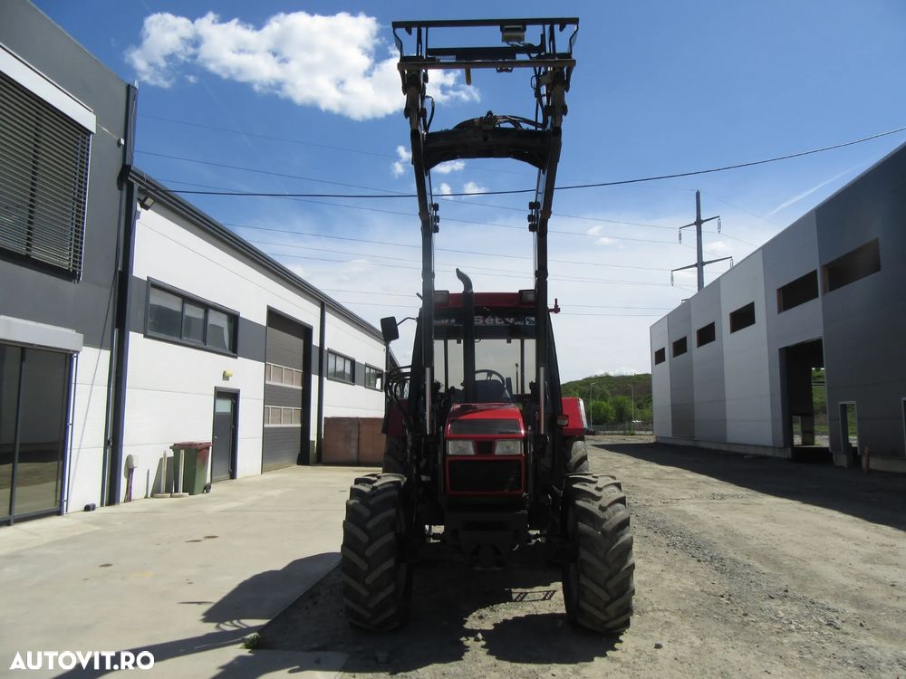 Case IH 4240 cu incarcator frontal - 2