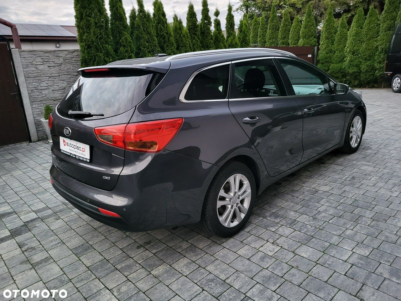 Kia Ceed - 5