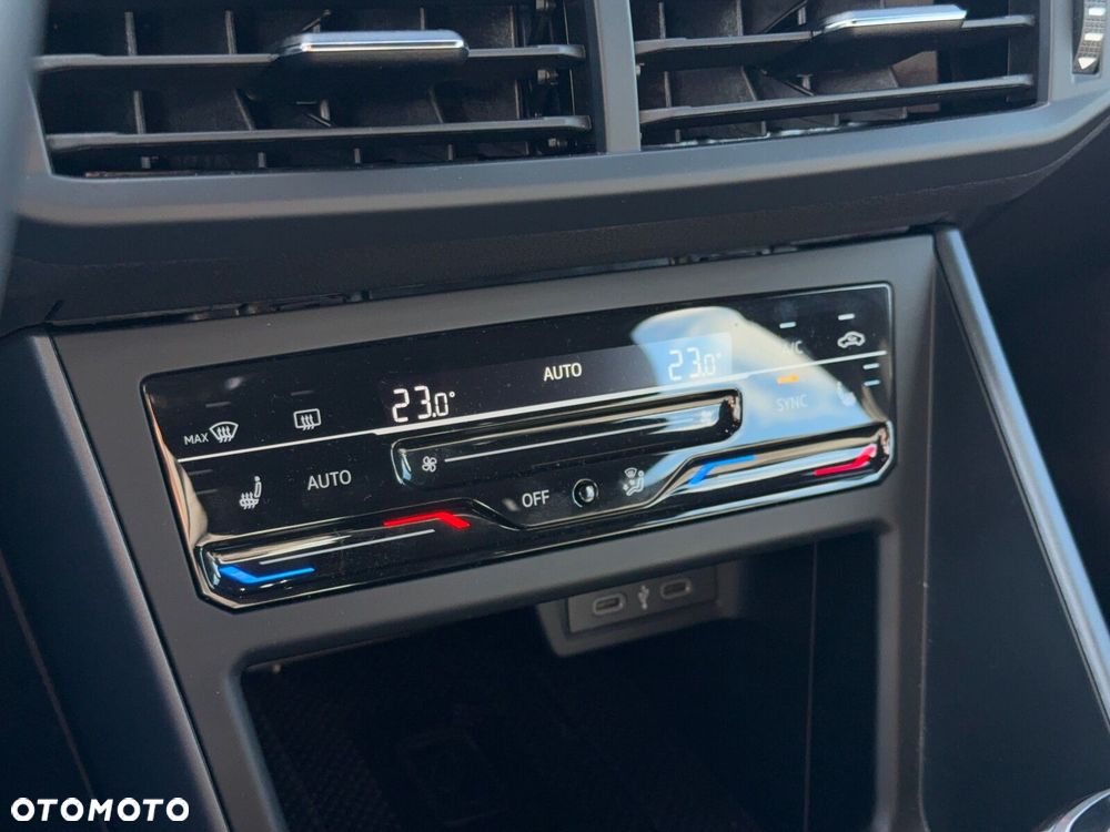 Volkswagen Taigo - 23