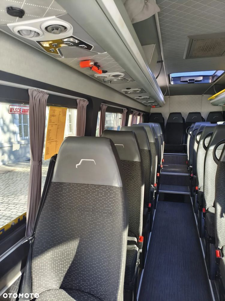 Mercedes-Benz sprinter 519 - 13