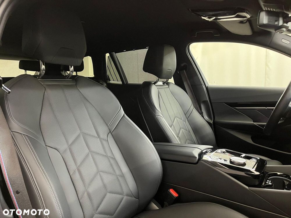 BMW Seria 5 520d xDrive mHEV M Sport - 40
