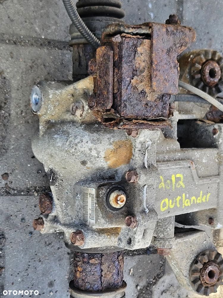 Mitsubishi  ASX Outlander II  1.8 2.0 DiD Di-D 2.0D  dyfer most tył  2.352 - 9