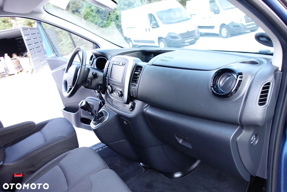Renault Trafic 2.0 DCI 145 KM  Long 2 X Drzwi Boczne Klima Webasto - 20