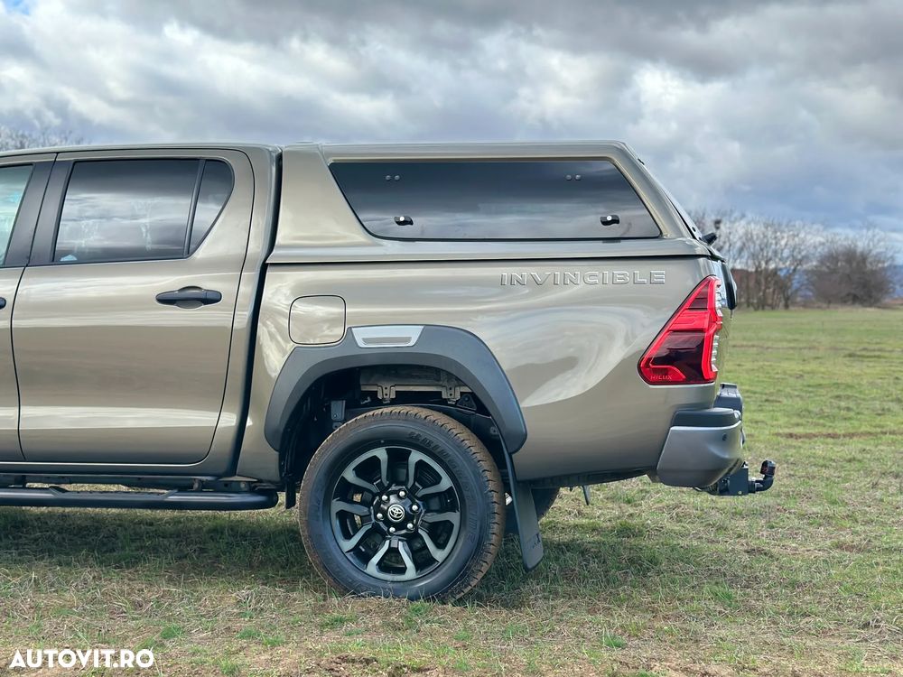 Toyota Hilux 2.8D 204CP 4x4 Double Cab AT Invincible Color Edition - 6