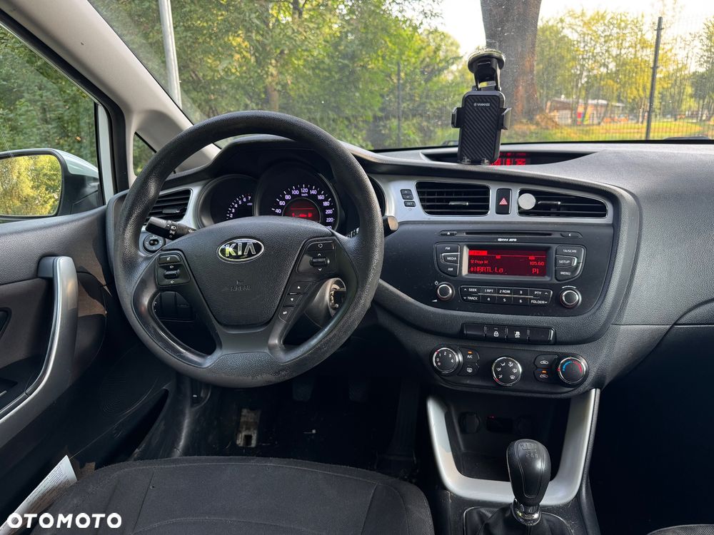 Kia Ceed - 1