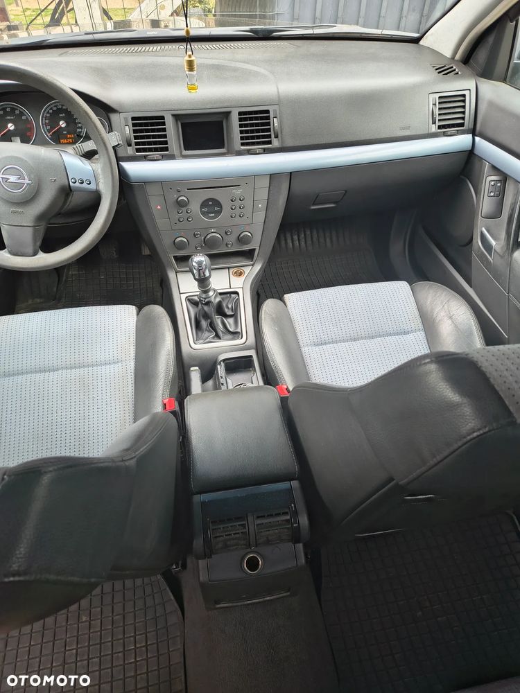 Opel Vectra 1.8 - 17