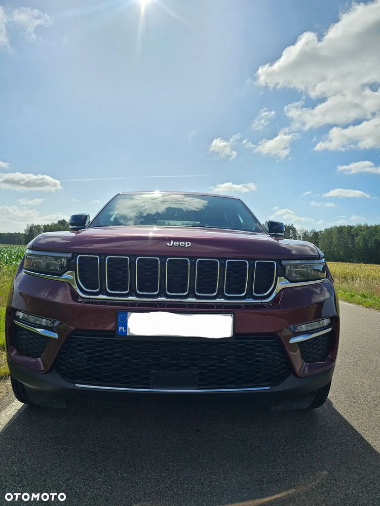 Jeep Grand Cherokee - 19