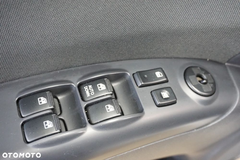 Kia Sportage 2.0 2WD EX - 29