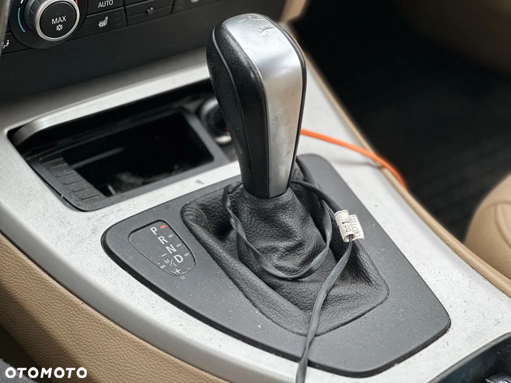 BMW Seria 3 320d DPF Edition Exclusive - 23
